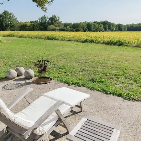Lavish Mansion In With Private Pool Fargues-sur-Ourbise