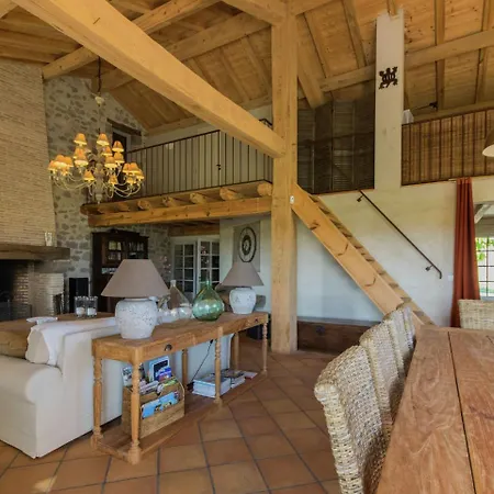 Lavish Mansion In With Private Pool Holiday home