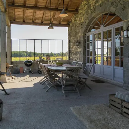 Lavish Mansion In With Private Pool Holiday home
