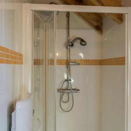 Lavish Mansion In With Private Pool Fargues-sur-Ourbise